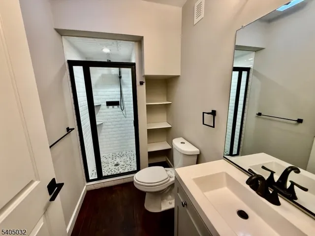 $1,650 | 196 Spring Street, Unit 1, Newton, NJ 07860