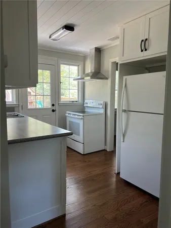 $2,500 | 10 Stewart Avenue, St. Simons Island, GA 31522