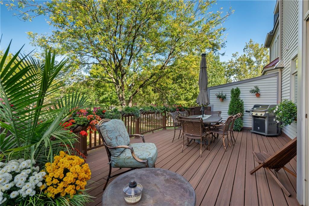 63 Waterfront Drive Pittsburgh, PA 15201 - Photo 17 of 44