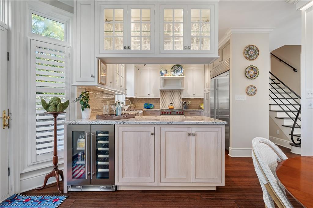 63 Waterfront Drive Pittsburgh, PA 15201 - Photo 9 of 44