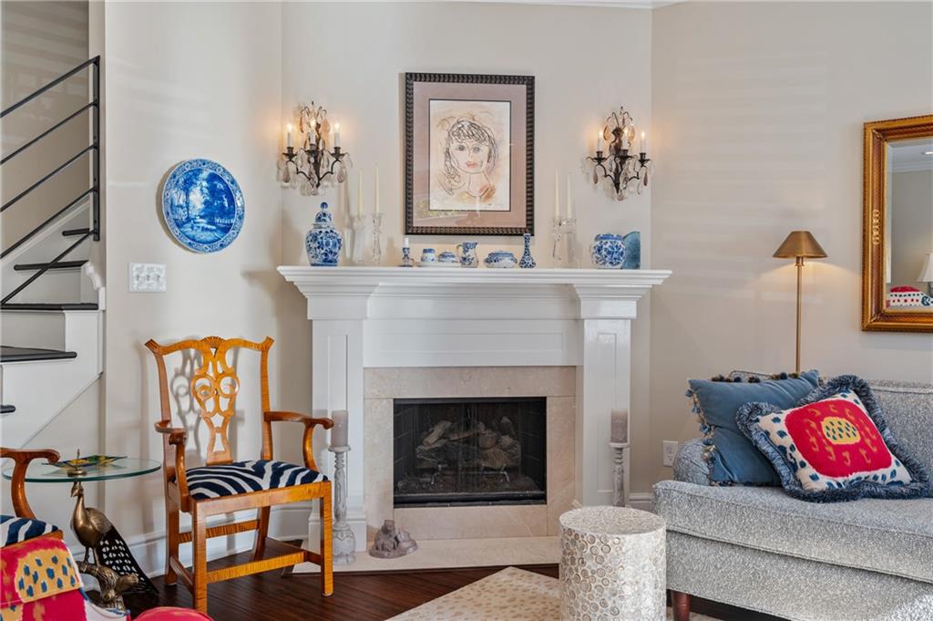 63 Waterfront Drive Pittsburgh, PA 15201 - Photo 10 of 44