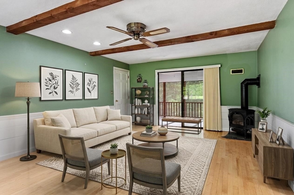 83 Providence Road Westford, MA 01886 - Photo 4 of 41