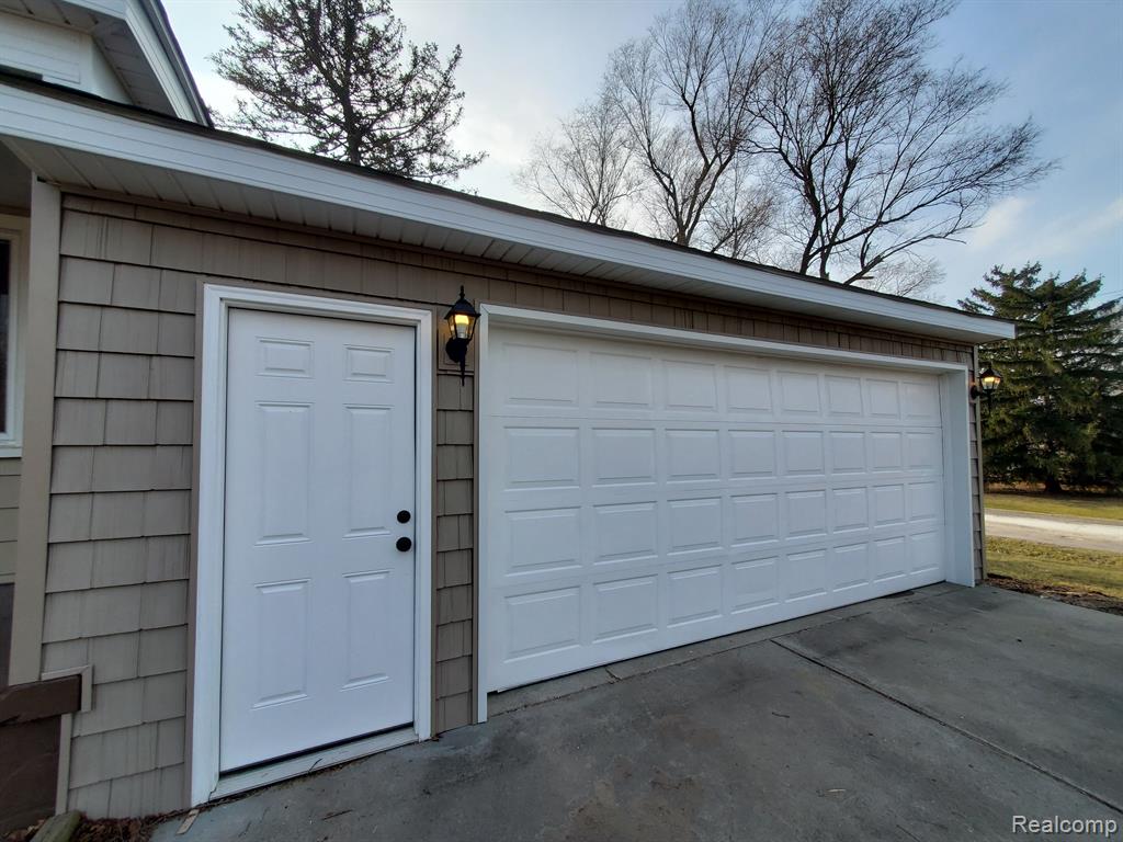 1121 West Cook Road Grand Blanc, MI 48439 - Photo 45 of 47