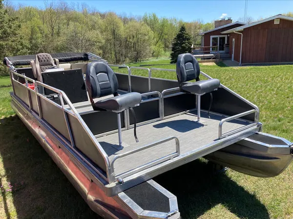 $100,000 | 10060 Highway 216, Marcellus, MI 49067