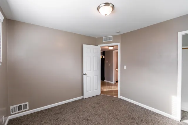 $199,900 | 21400 Parklawn Street, Oak Park, MI 48237