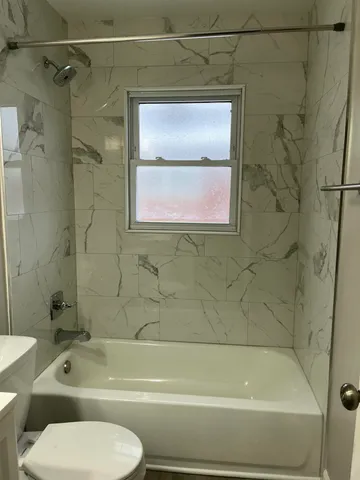 $199,900 | 21400 Parklawn Street, Oak Park, MI 48237