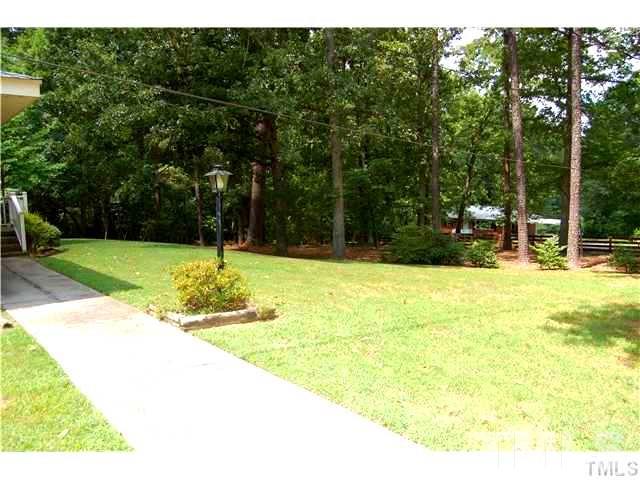 2819 Fairlawn Road Durham, NC 27705 - Photo 9 of 12 Gallery Image 9