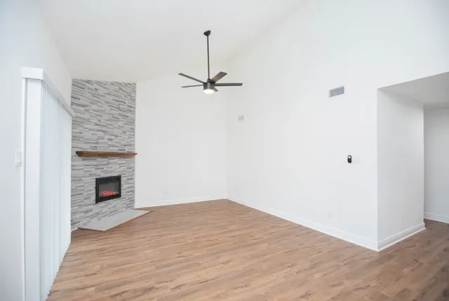 $1,800 | 13903 Tower Point Drive, Sugar Land, TX 77498