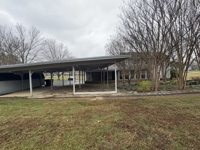 $2,795 | 703 12 Oaks Road, Tullahoma, TN 37388