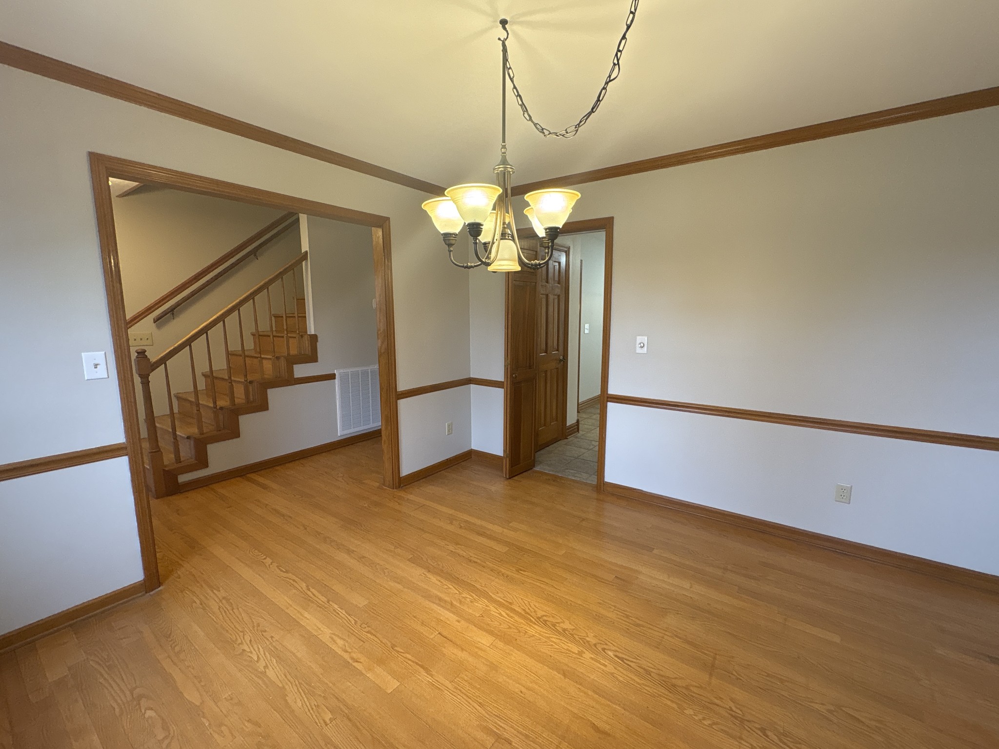 703 12 Oaks Road Tullahoma, TN 37388 - Photo 8 of 46 a view of entryway with stairs