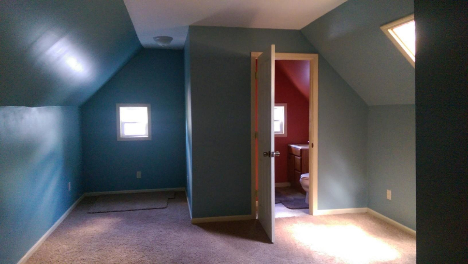 324 West Upton Avenue Reed City, MI 49677 - Photo 9 of 11 324 Upton Upstairs family room