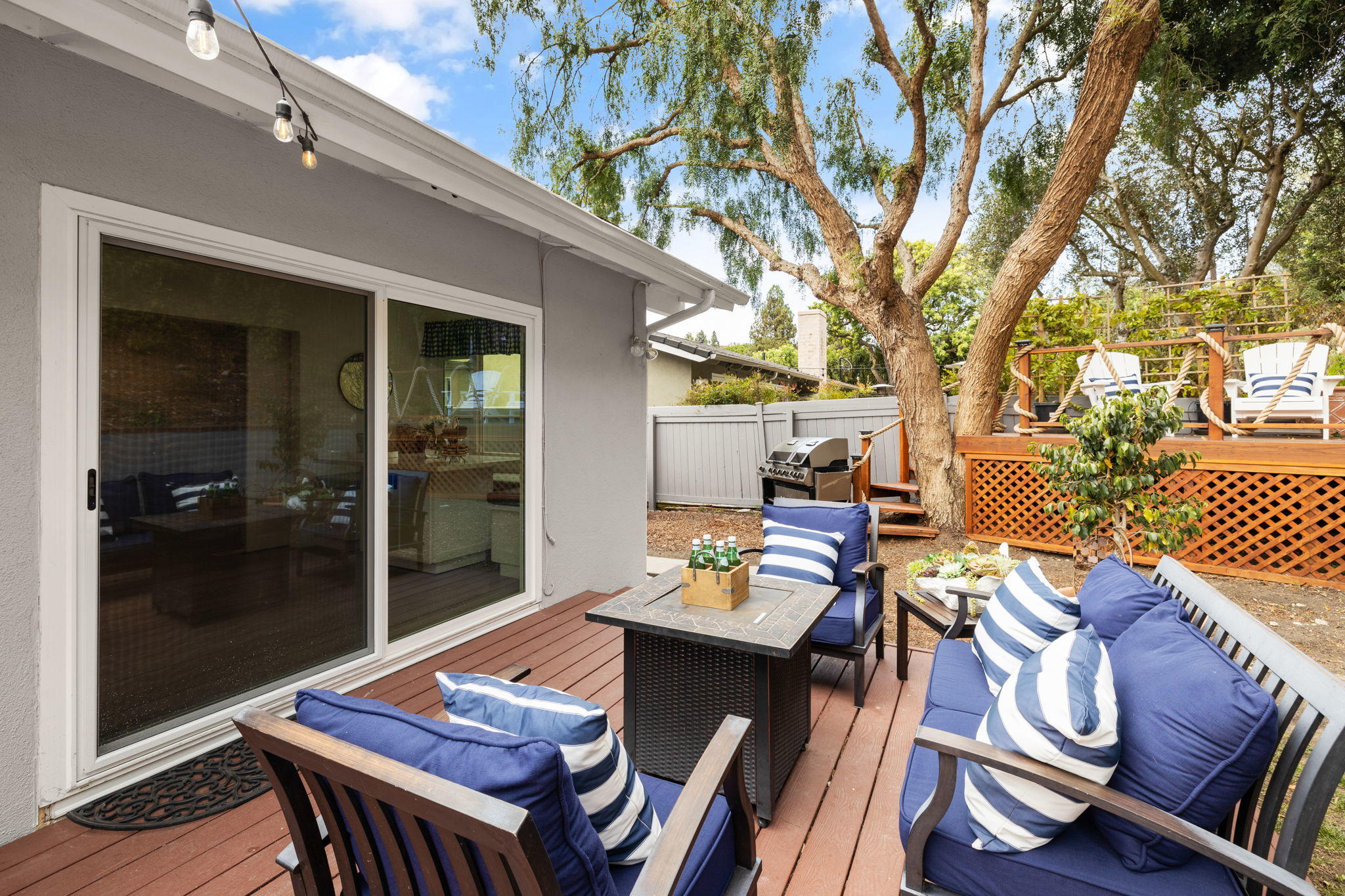 5853 Flambeau Road Rancho Palos Verdes, CA 90275 - Photo 26 of 32 a outdoor space with furniture