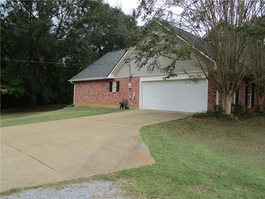 241 Barron Road Pollock, LA 71467 - Photo 5 of 39 Gallery Image 5