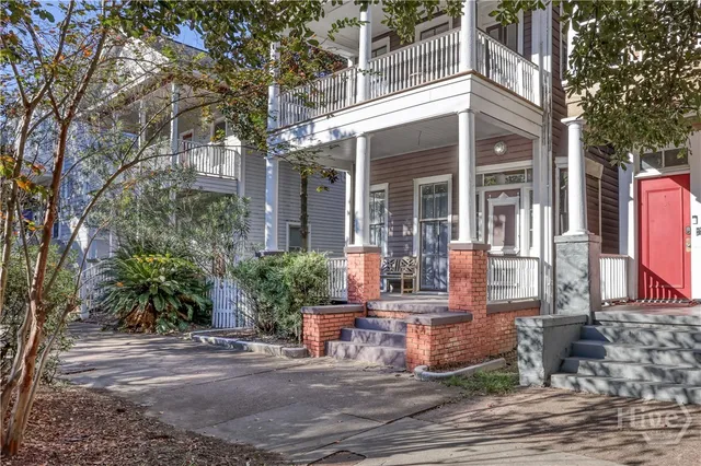 $3,500 | 310 East Henry Street, Savannah, GA 31401