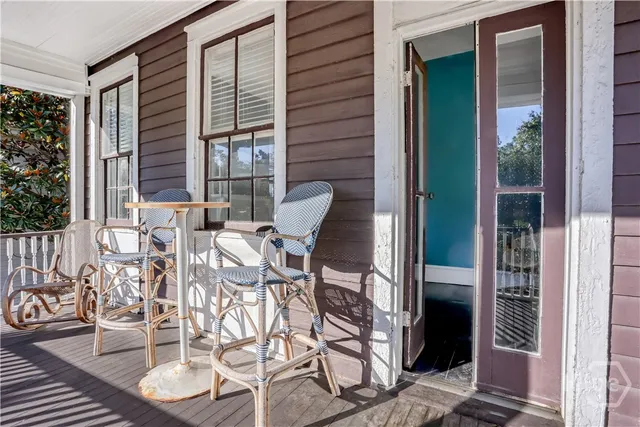 $3,500 | 310 East Henry Street, Savannah, GA 31401