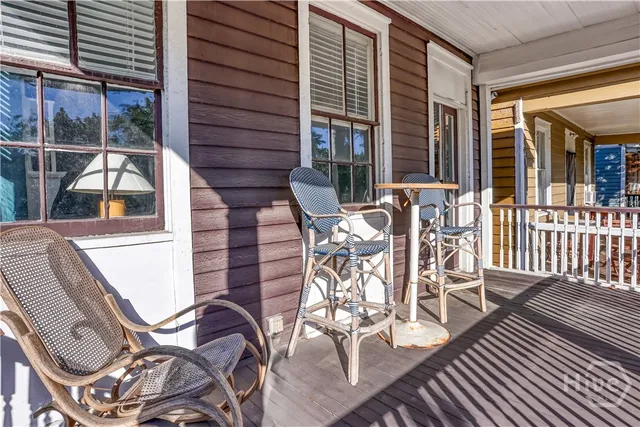 $3,500 | 310 East Henry Street, Savannah, GA 31401