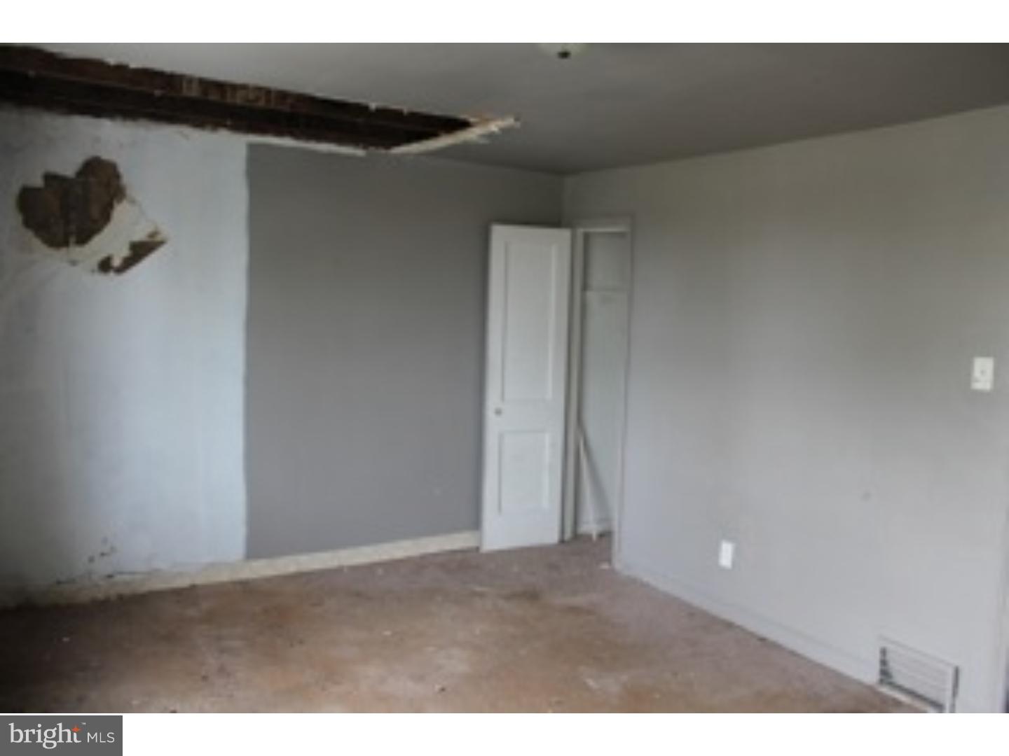 1107 South Merrimac Road Camden, NJ 08104 - Photo 14 of 17