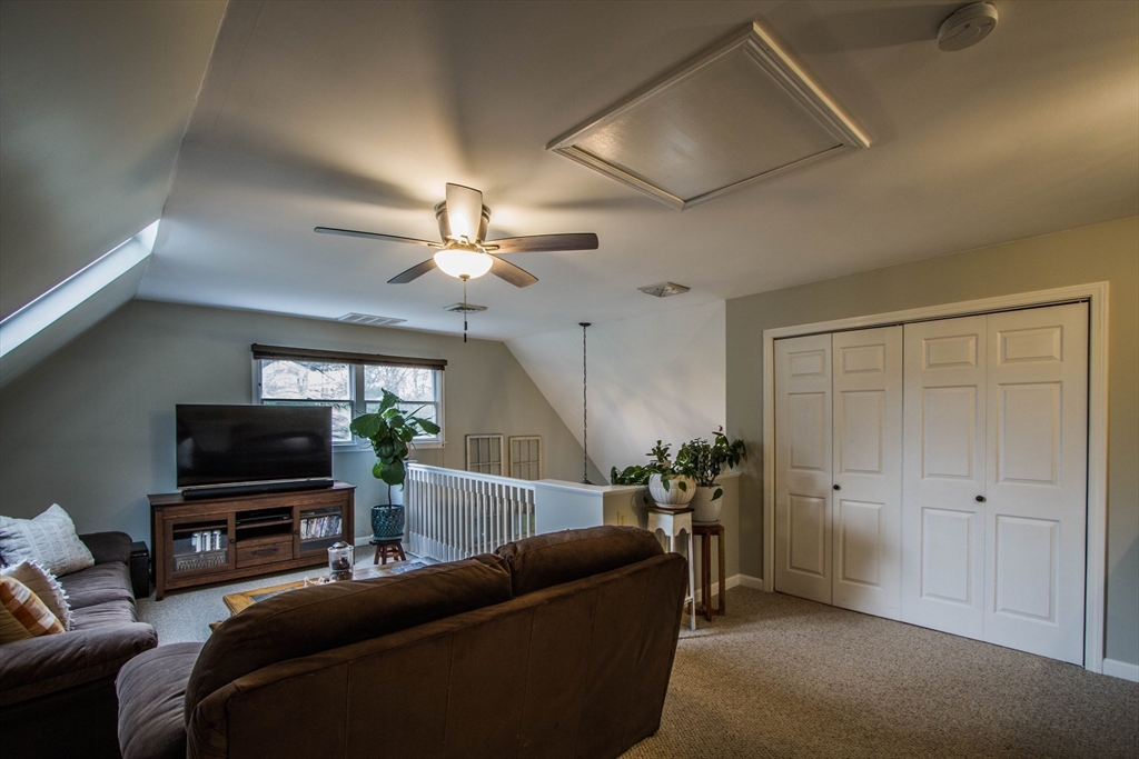 692 Cronin Road Warren, MA 01585 - Photo 31 of 42