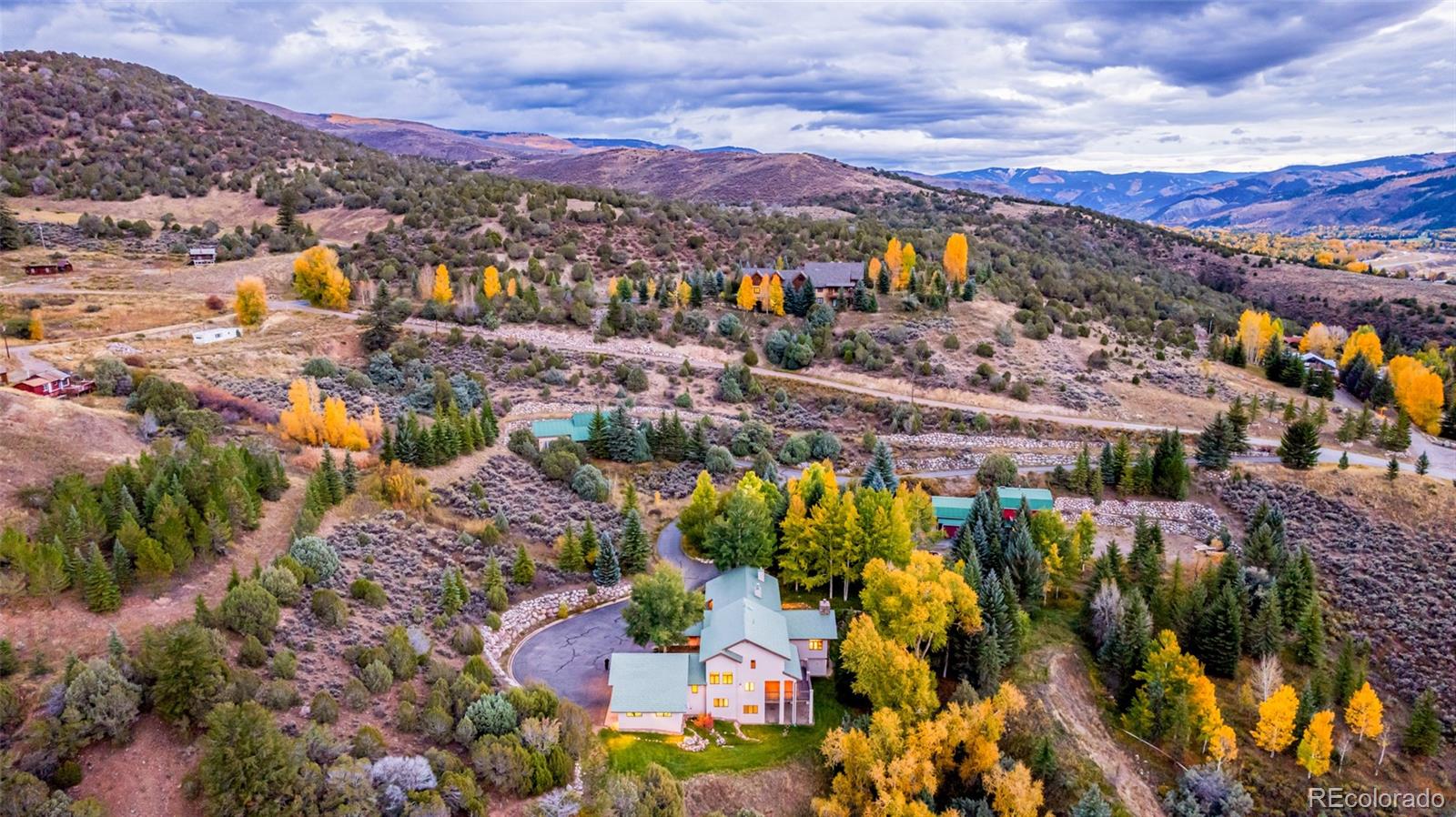 983 Beard Creek Road Edwards, CO 81632 - Photo 8 of 23 a view of city and mountain