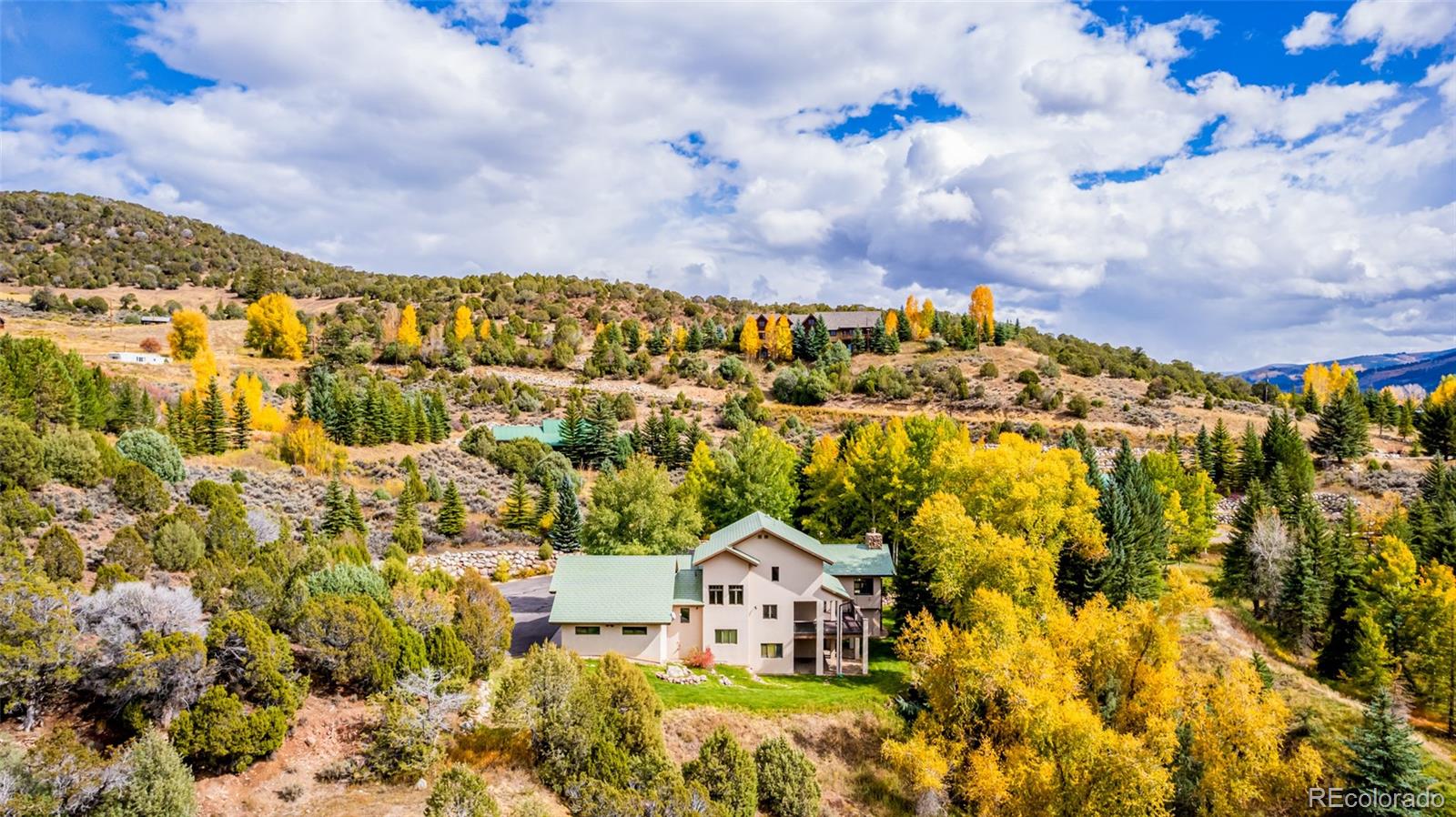 983 Beard Creek Road Edwards, CO 81632 - Photo 9 of 23 a view of houses with city view