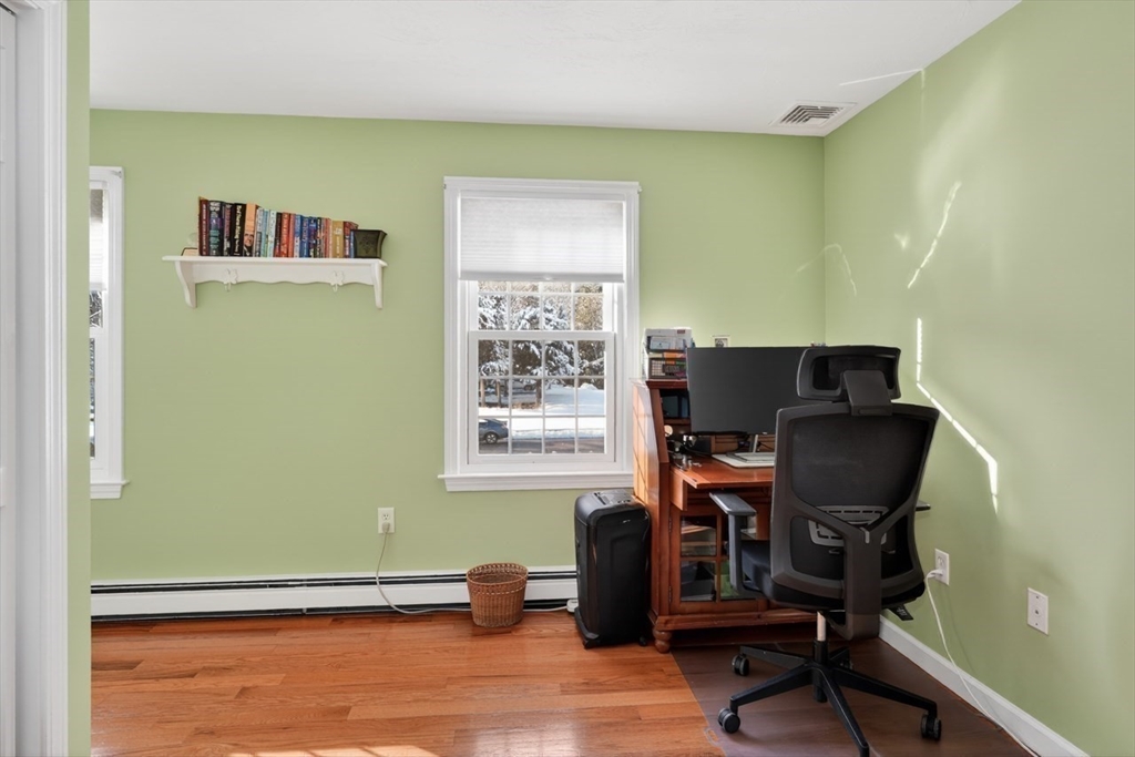 15 Fox Run Road Medway, MA 02053 - Photo 18 of 35 Gallery Image 18