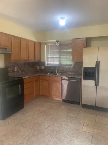 $1,500 | 2829 South Sea Drive, Corpus Christi, TX 78418