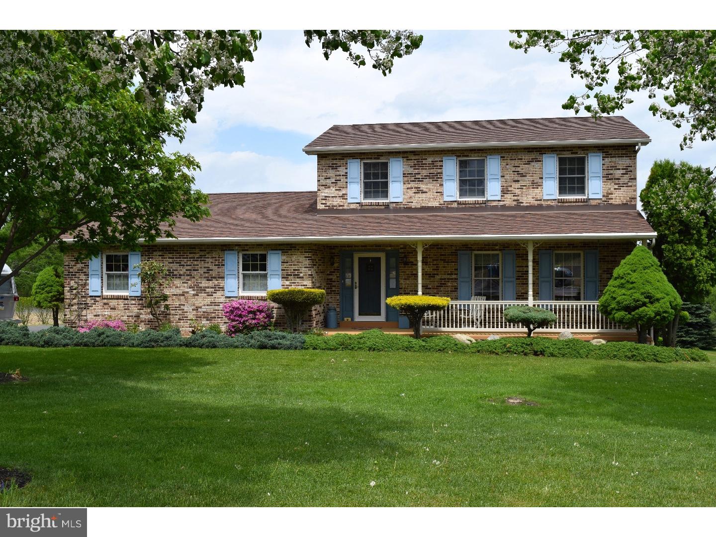 853 Point Road Wernersville, PA 19565 - Photo 1 of 25 Gallery Image 1