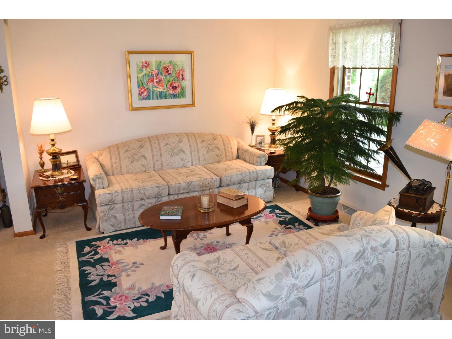 853 Point Road Wernersville, PA 19565 - Photo 8 of 25 Gallery Image 8