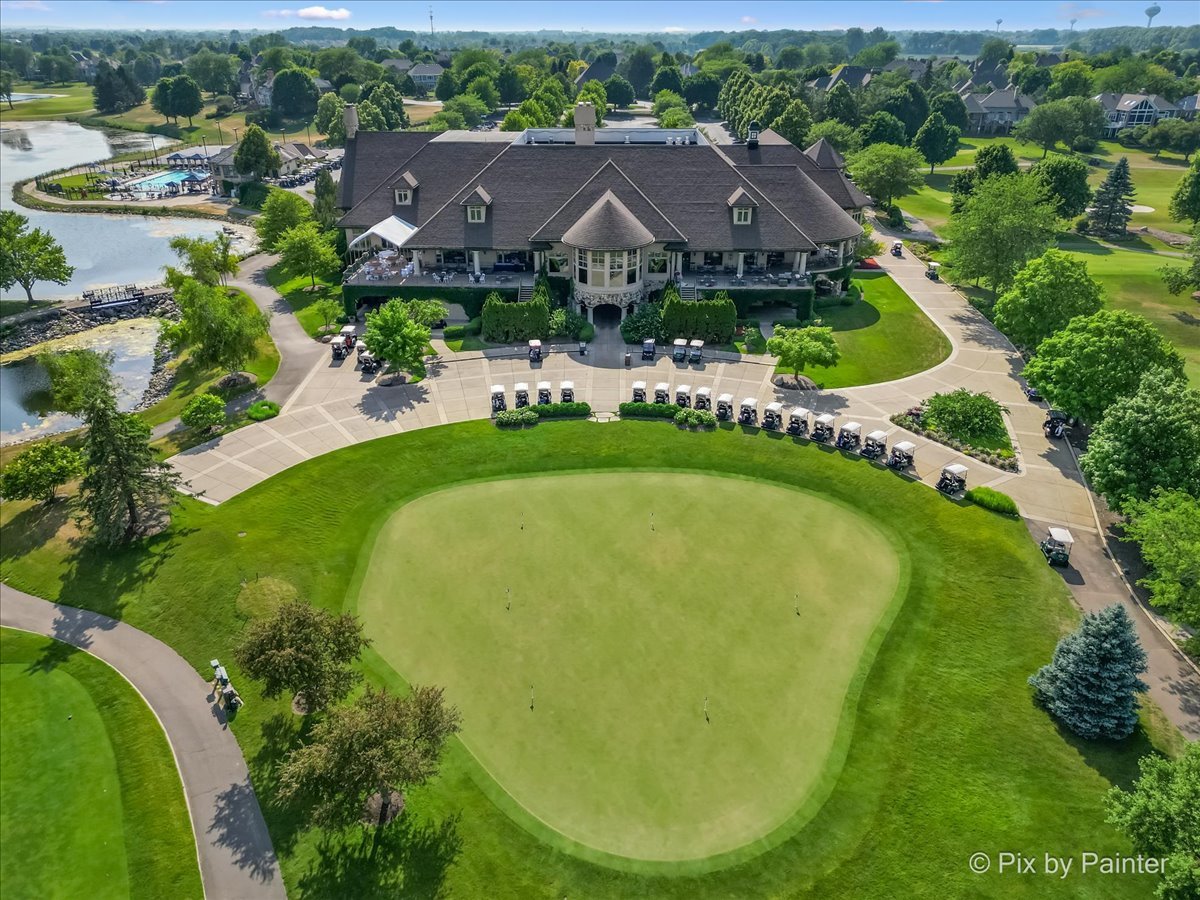 2 Shadow Creek Court Lake In The Hills, IL 60156 - Photo 40 of 44 an aerial view of a house