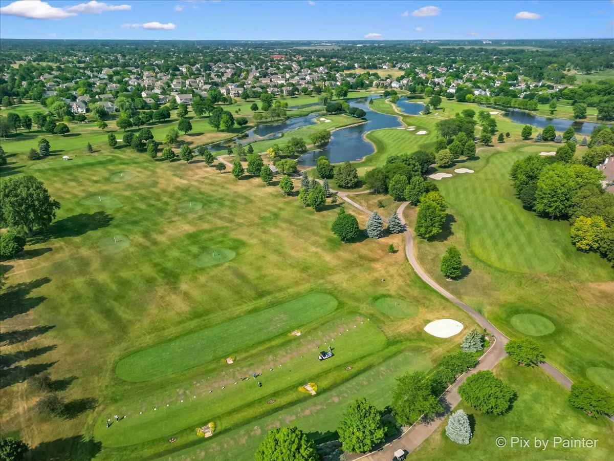 2 Shadow Creek Court Lake In The Hills, IL 60156 - Photo 42 of 44 a view of a city