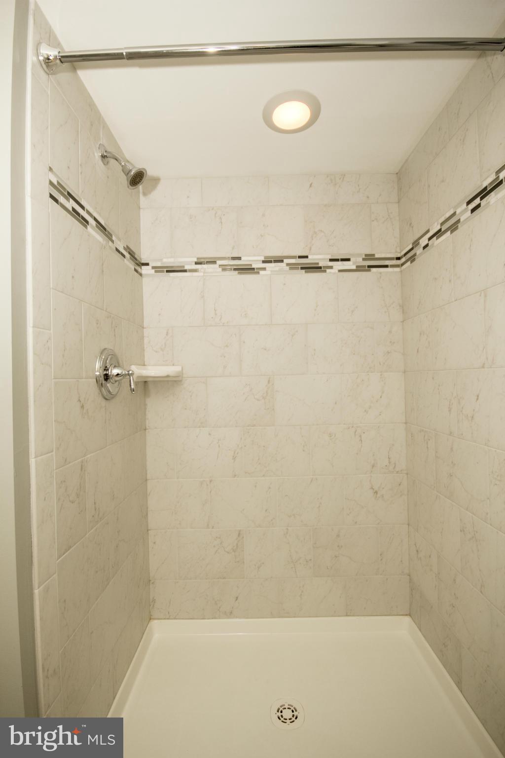 2102 Southland Road Baltimore, MD 21207 - Photo 27 of 29 Bath