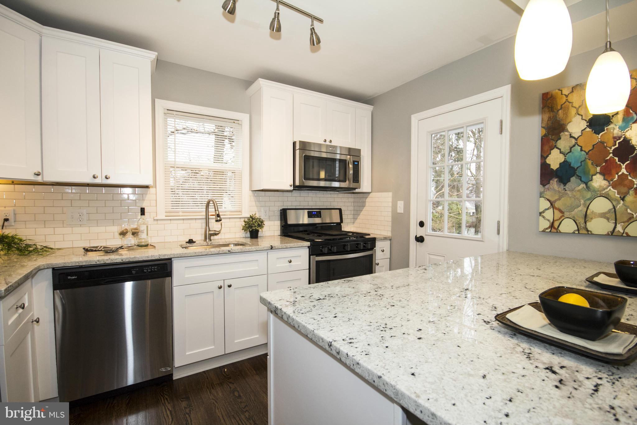 2102 Southland Road Baltimore, MD 21207 - Photo 8 of 29 Kitchen