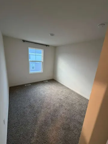 $3,300 | 2016 Yellowstone Boulevard, Mundelein, IL 60060