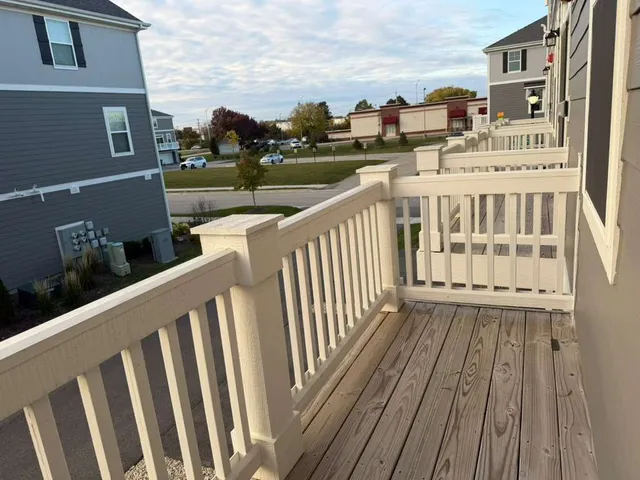 $3,300 | 2016 Yellowstone Boulevard, Mundelein, IL 60060