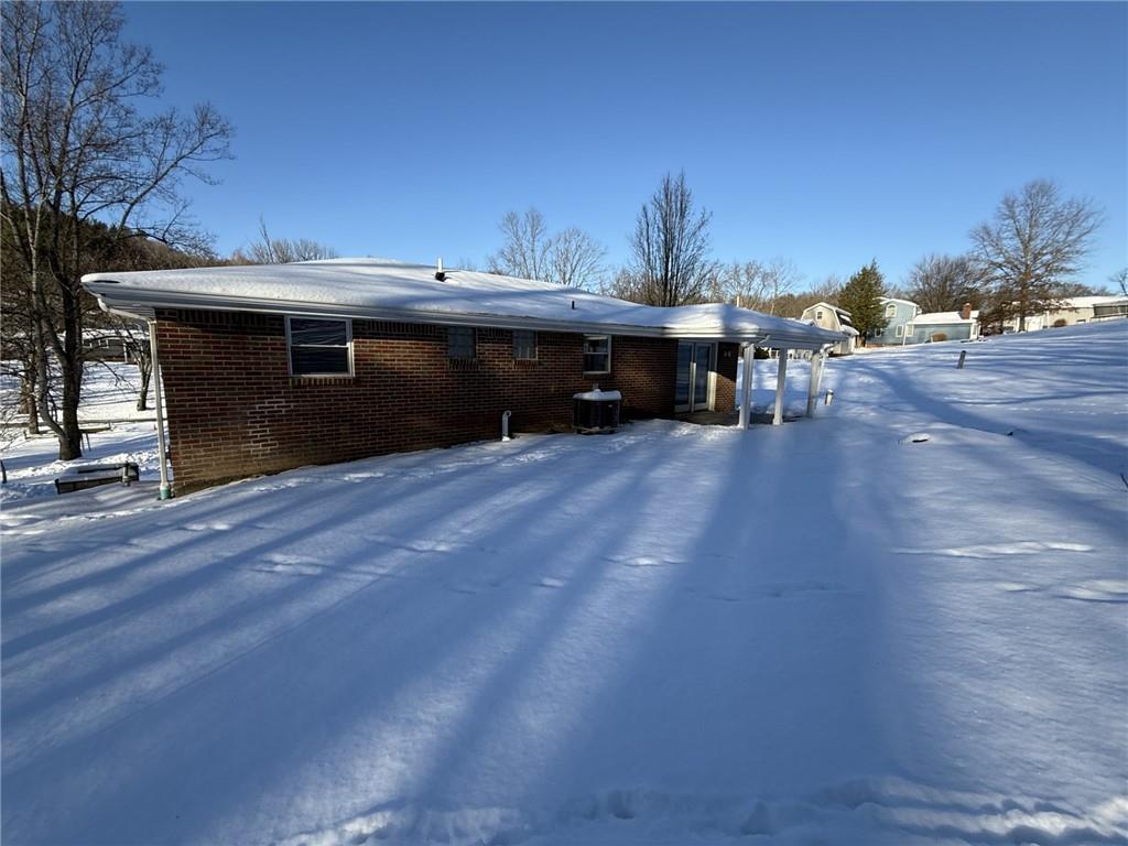 315 Vaneal Road Washington, PA 15301 - Photo 25 of 26 a view of a terrace