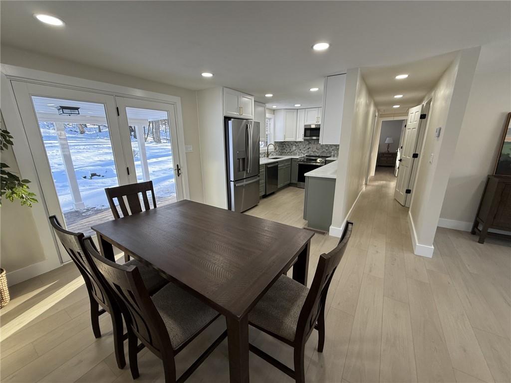 315 Vaneal Road Washington, PA 15301 - Photo 6 of 26 a view of a dining room with furniture