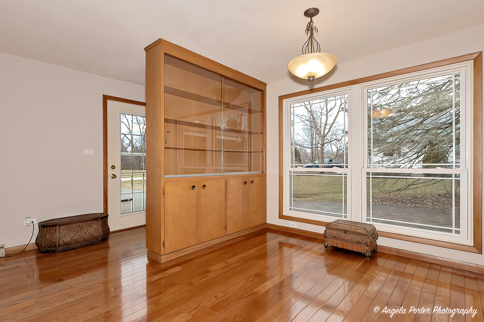 5046 Glendale Road Gurnee, IL 60031 - Photo 6 of 37 Gallery Image 6