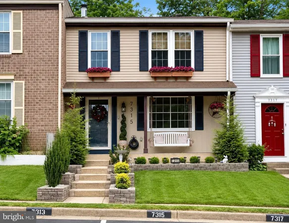 $639,900 | 7315 Golden Horseshoe Court, Springfield, VA 22153