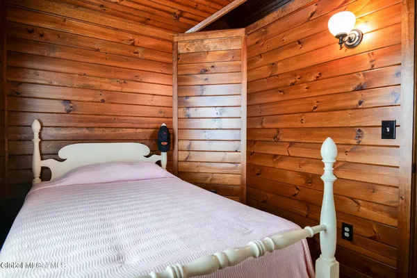 $1,500,000 | 103-105 6th Street, Malta, NY 12866