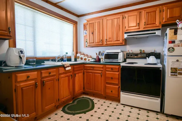 $1,500,000 | 103-105 6th Street, Malta, NY 12866