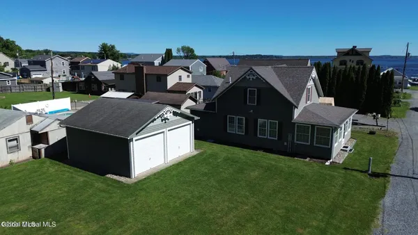 $1,500,000 | 103-105 6th Street, Malta, NY 12866