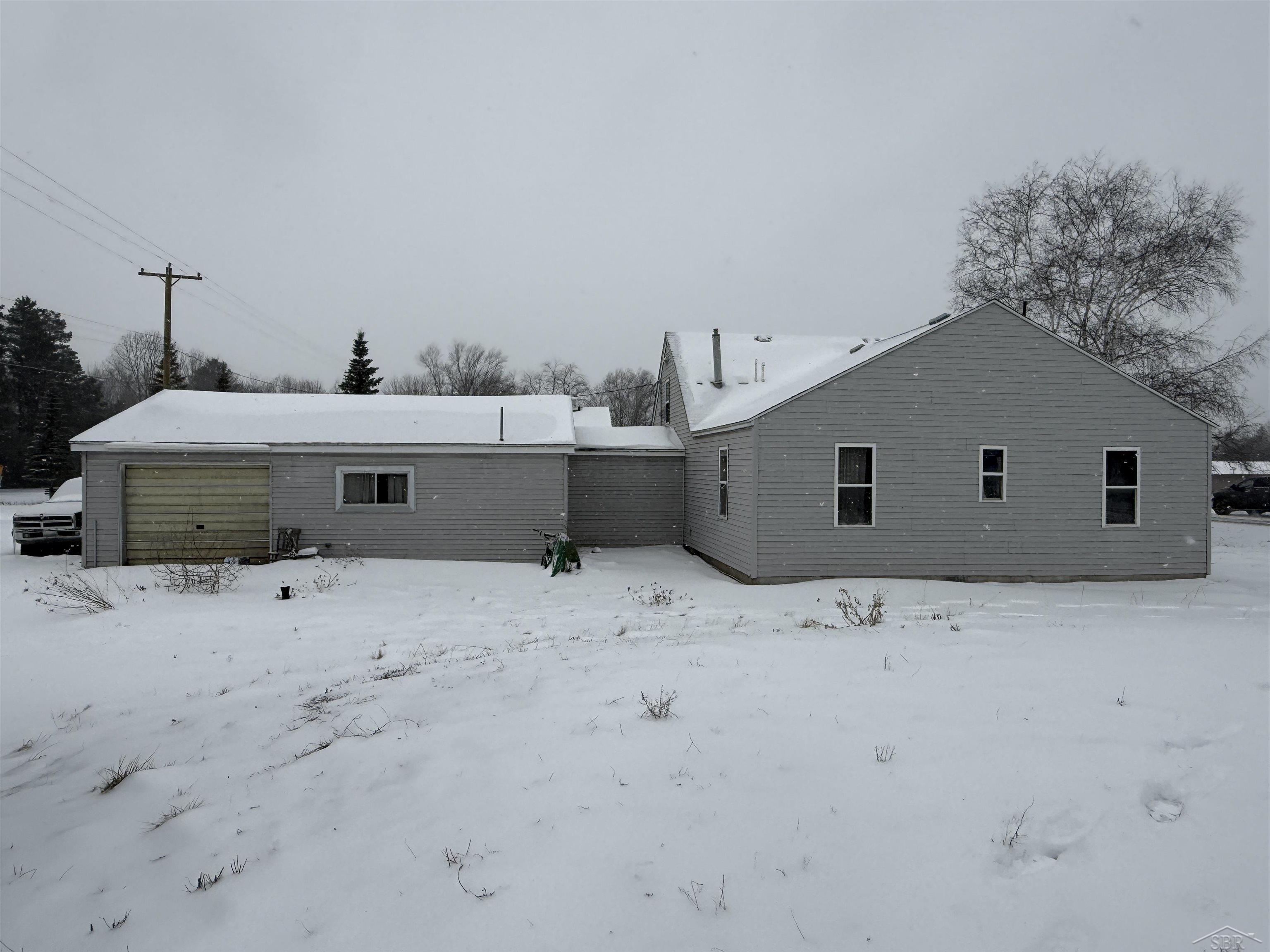 3493 Pine River Road Standish, MI 48658 - Photo 3 of 14