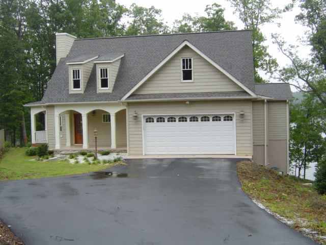 215 Rock Creek Road Anderson, SC 29625 - Photo 1 of 8 Gallery Image 1