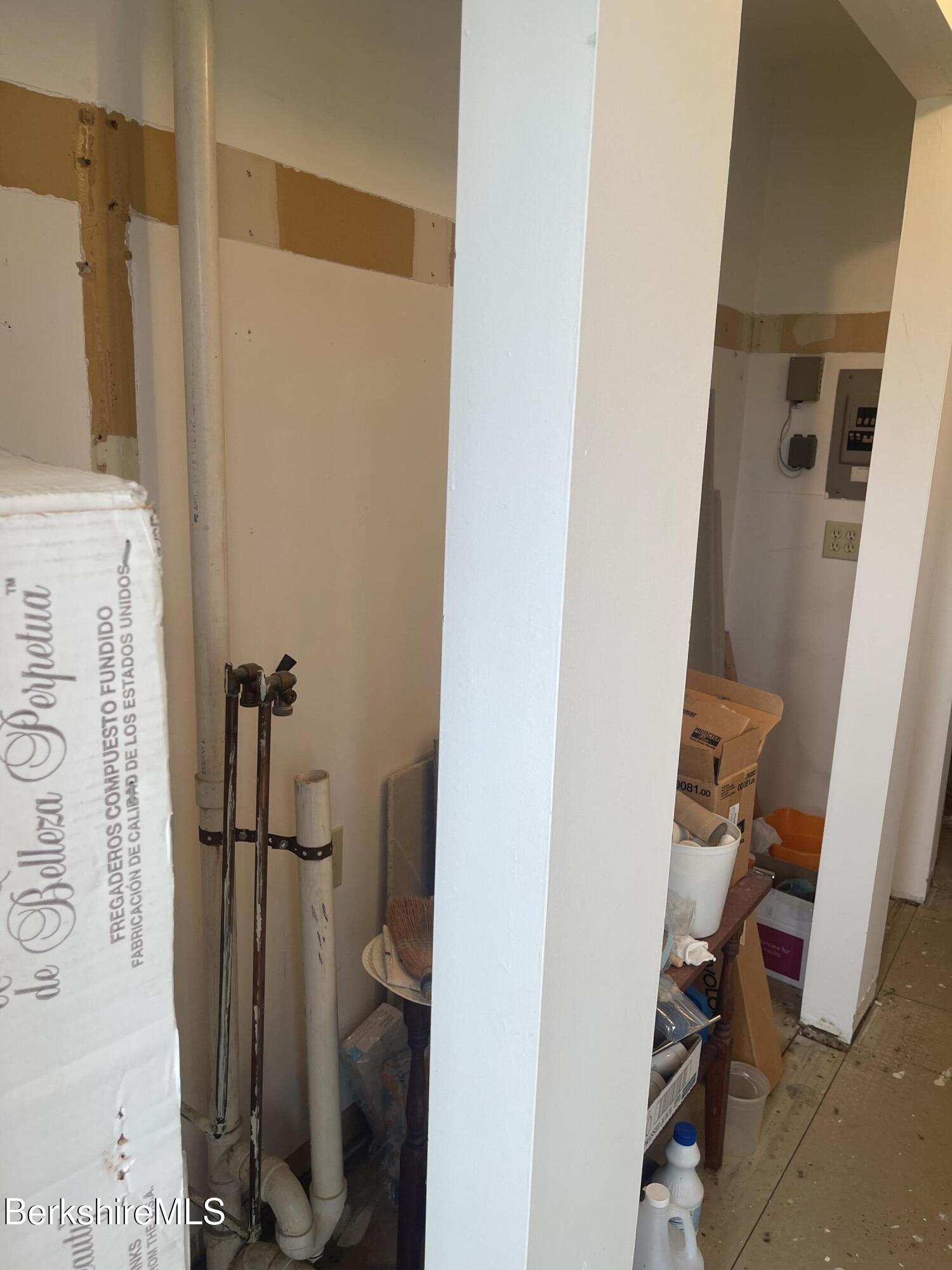 189 Stratton Road Williamstown, MA 01267 - Photo 5 of 5 J-1 Laundry closet