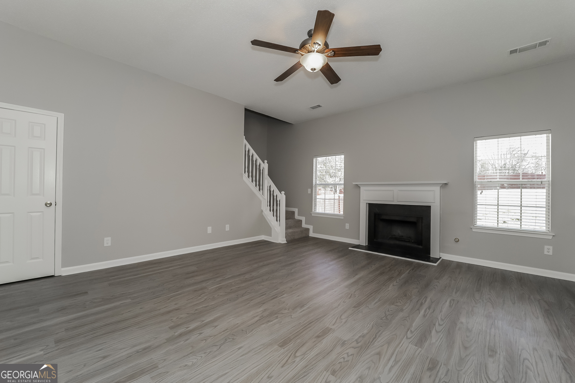 4634 Derby Loop Fairburn, GA 30213 - Photo 3 of 17