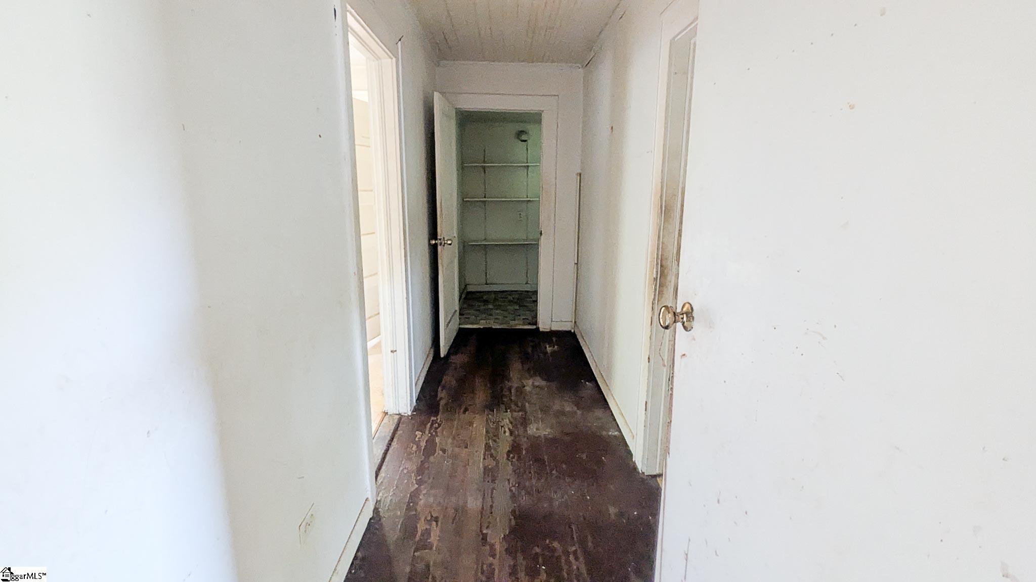 104 Albert Street Greer, SC 29651 - Photo 8 of 12