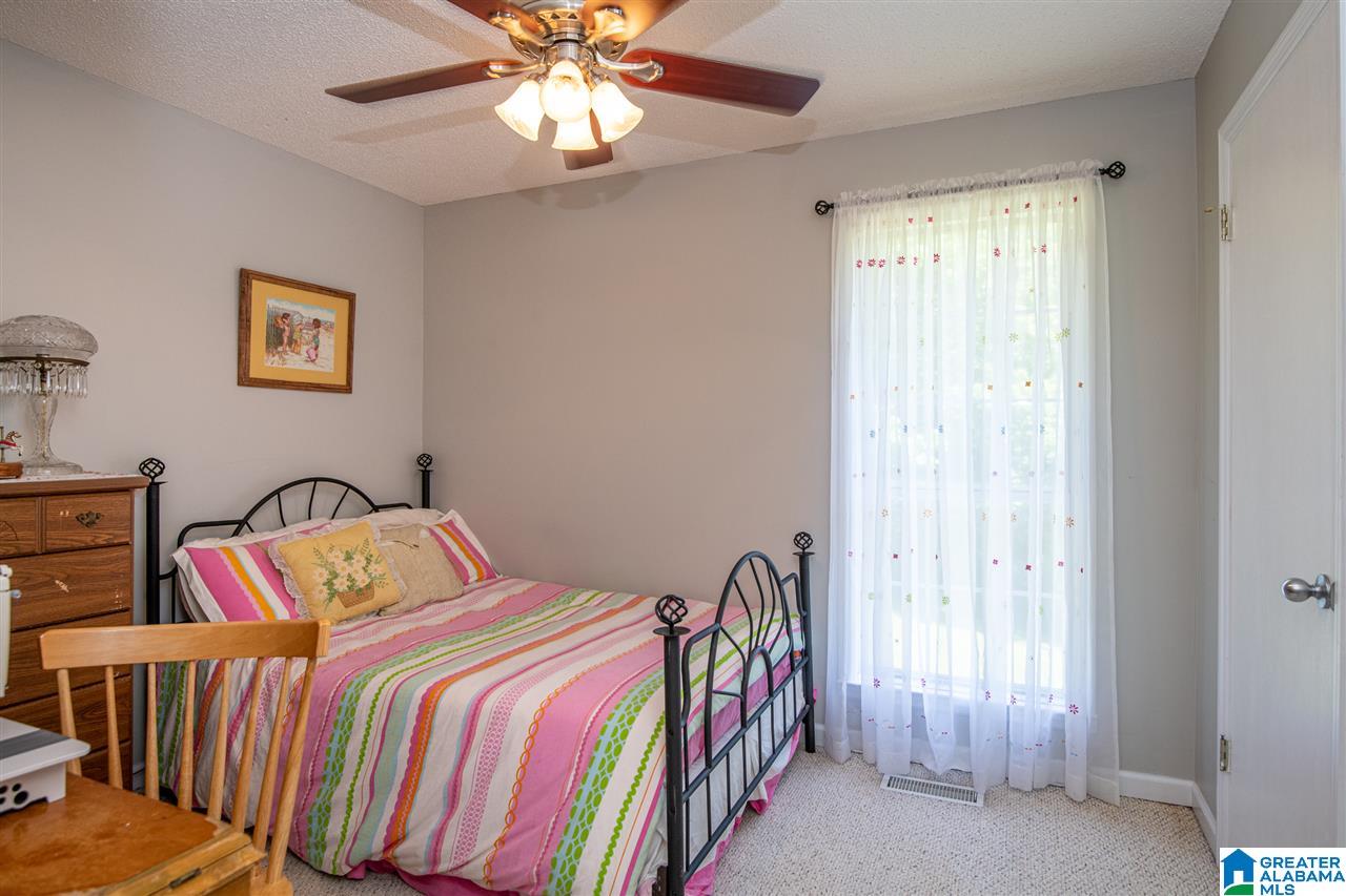 102 Twin Lakes Road Trussville, AL 35173 - Photo 19 of 38
