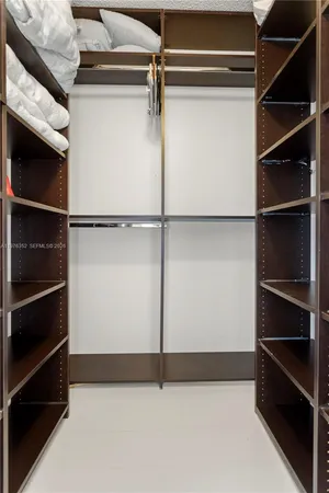 $3,300 | 19555 East Country Club Drive, Unit 8208, Aventura, FL 33180