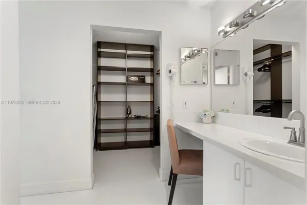 $3,300 | 19555 East Country Club Drive, Unit 8208, Aventura, FL 33180