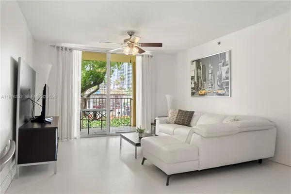 $3,300 | 19555 East Country Club Drive, Unit 8208, Aventura, FL 33180